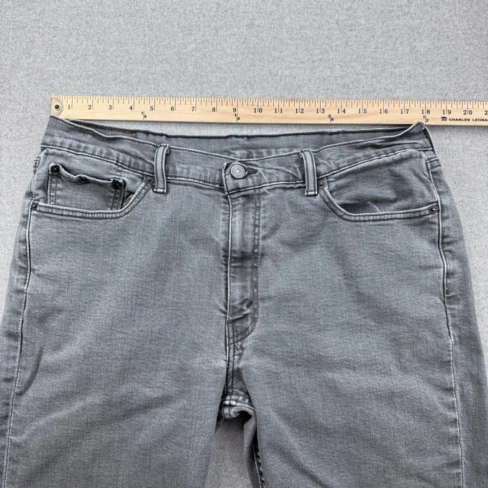 Levi's 514 Jeans Mens‎ 36x31 (Tagged 38x32) Gray Faded Straight Fit Denim *FLAW